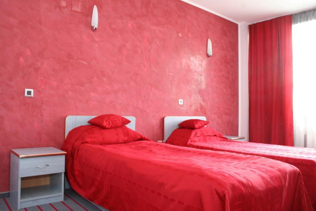 Hotel Zytto By Razvan Rat Σλάτινα Δωμάτιο φωτογραφία